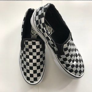 SOLD 💵 VANS Checkerboard Slip-On Sneakers